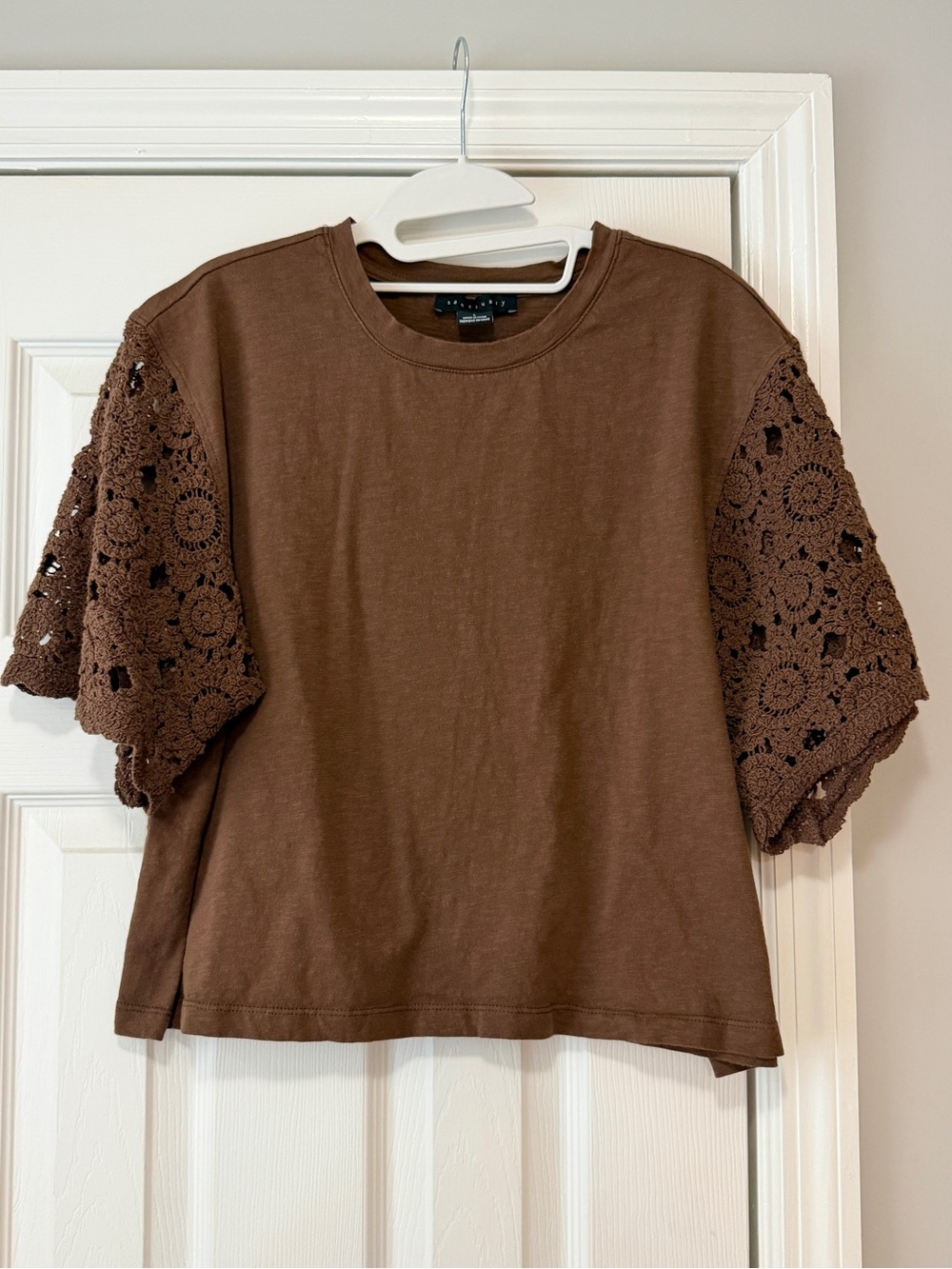 Sanctuary Brown Crochet Sleeve Boxy Tee